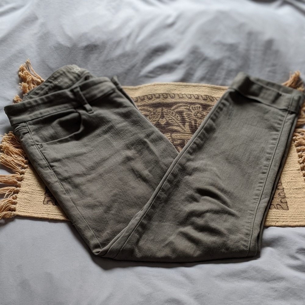 Ann Taylor sage green curvy skinny ankle jeans
